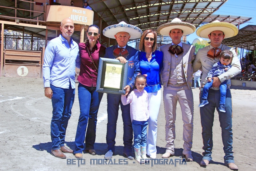 José Luis Rodríguez Quintanilla, a cuyo título lleva por nombre el Campeonato Estatal de Guanajuato 2022, acompañado por su distinguida familia