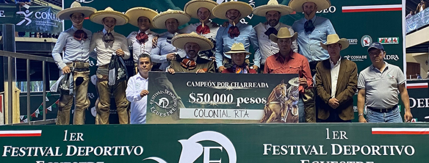 Premiación a La Colonial RTA de Zacatecas, quien recibió $50,000.00 pesos por ganar la charreada