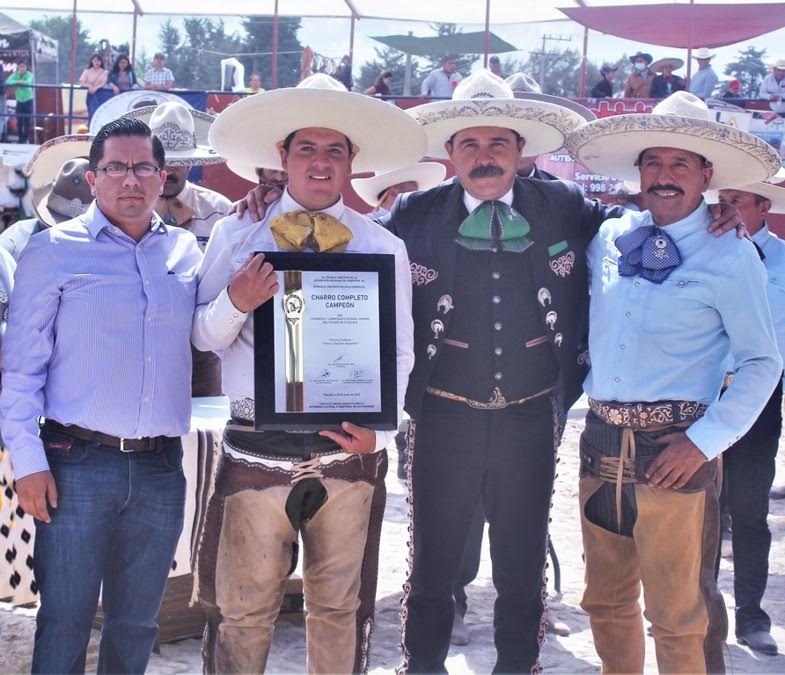 Campeón charro completo 2022, Gabriel Gutiérrez Infante de Tlaxco, pero representando a Rancho los Álamos.