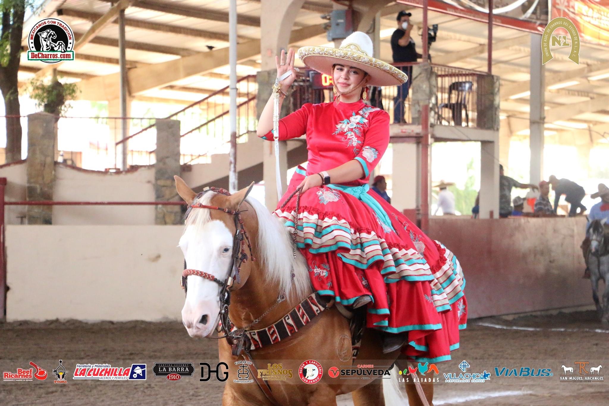Alejandra I Delegada Estatal de Escaramuzas y Reina de los Charros de Huajuco
