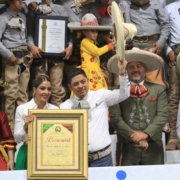 La Unión de Asociaciones de Charros de San Luis Potosí entregó un reconocimiento al gobernador potosino por su apoyo incansable en favor del único deporte nacional m