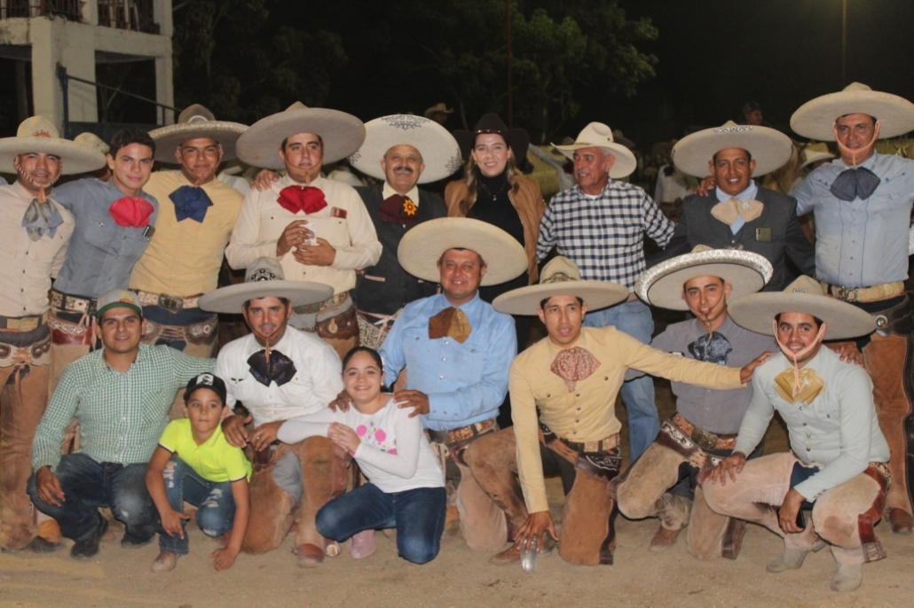 Los “Patasaladas” de Vallarta fueron los campeones del torneo del 42 Aniversario de Charros de El Porvenir.