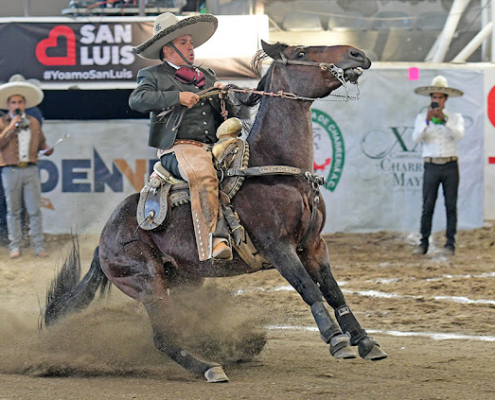 Noé Chávez Montemayor ejecutó la cala de caballo de Cañón de Huajuco "Tracomsa"