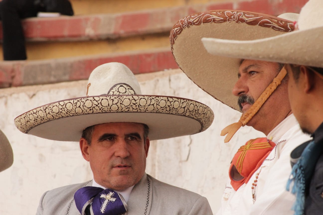 El Precandidato Ordoñez con Esteban Guevara Montiel en el Circuito Charro de Puebla.