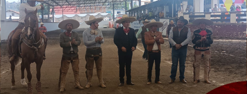 El Precandidato Ordoñez entre los invitados a la inauguración del Estatal Infantil-Juvenil, en Cahuacán.